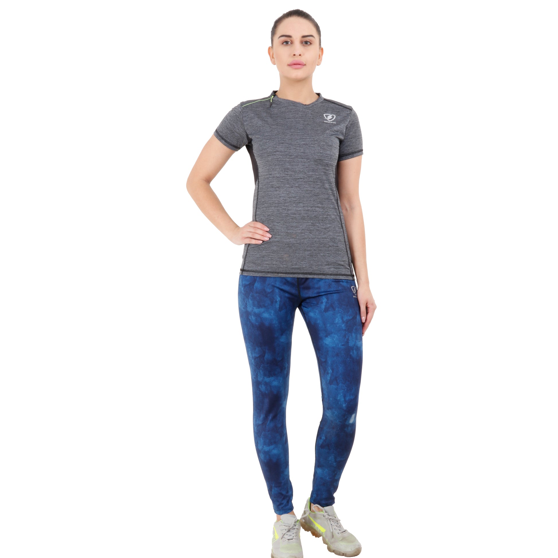 Womens Explore Tshirt (Black) - skulptz